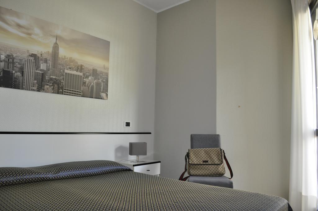 Hotel Est Piombino Zewnętrze zdjęcie